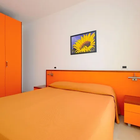 Lejlighed Cozy Retreat Just Steps From The