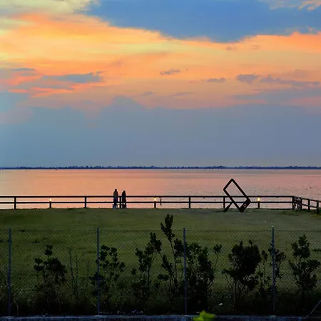 Lejlighed Cozy Retreat Just Steps From The Lignano Sabbiadoro